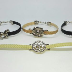 Pulsera trenzada en cuero